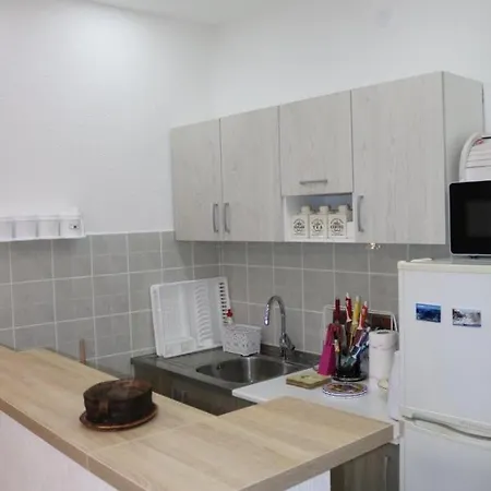 Apartmani Porodica Karalic Vlasic Exterior photo