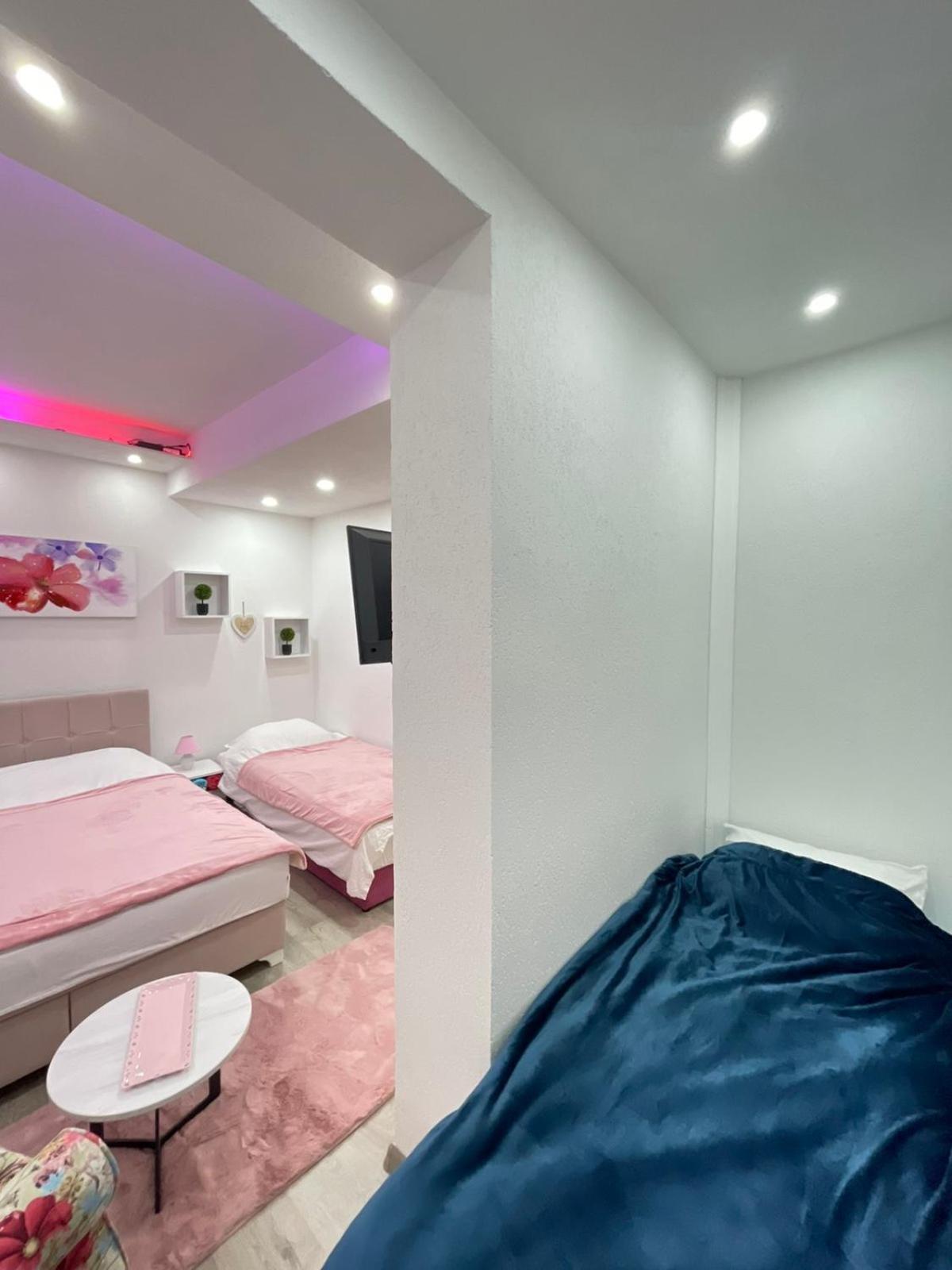 Apartment Porodica Karalic *