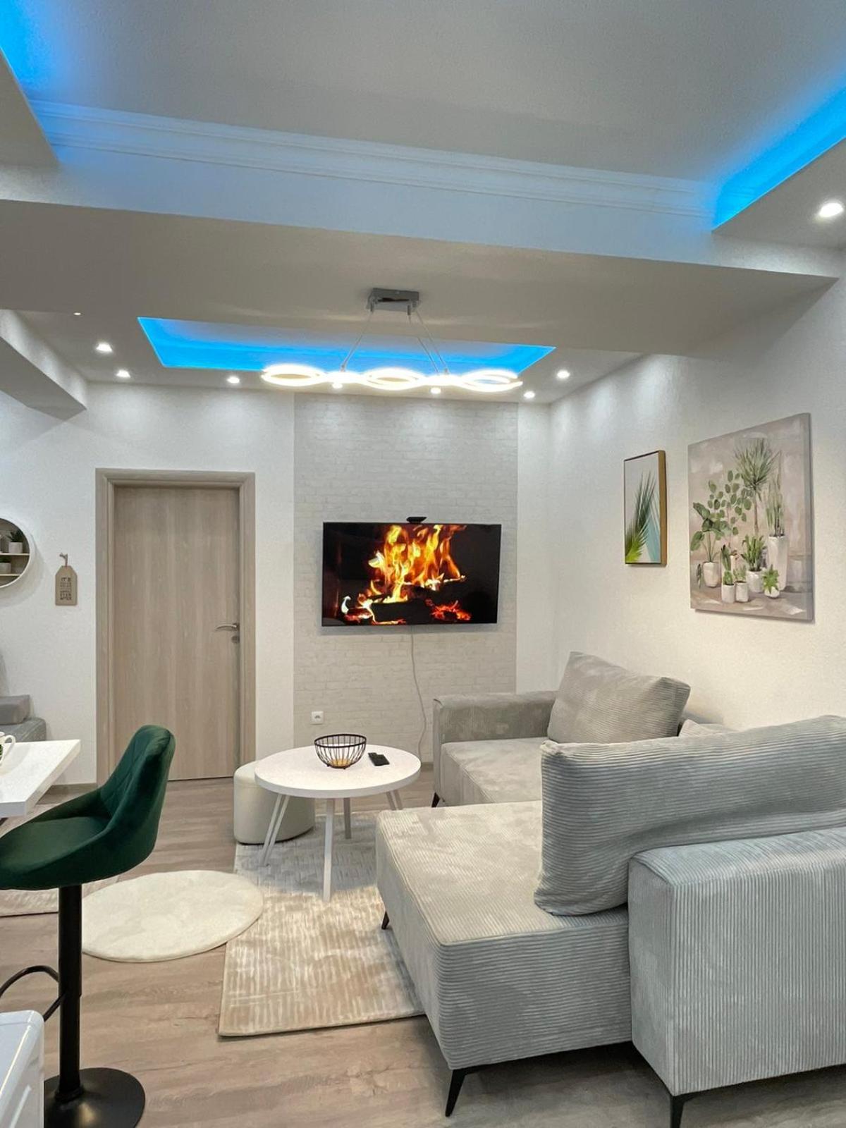 Apartment Porodica Karalic *
